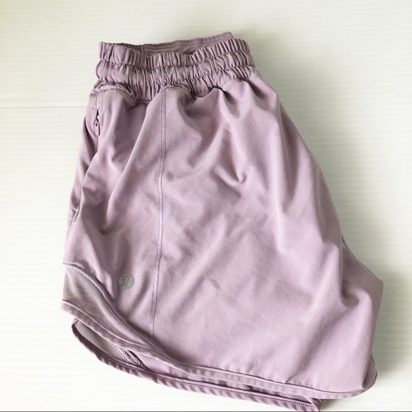 Lululemon Hotty Hot Short 4" Lilac Quartz, 4 - Picture 9 of 9